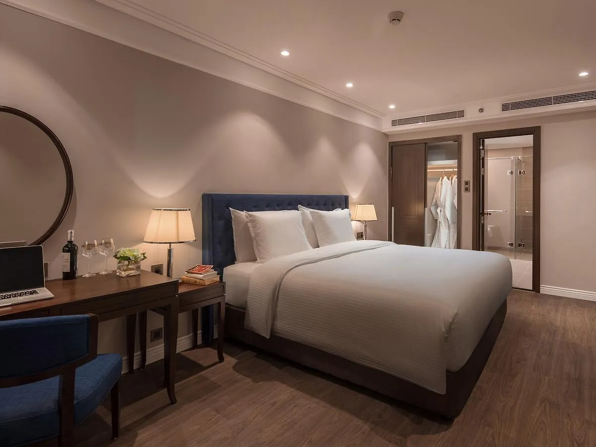 Altara Suites Da Nang By Ahg